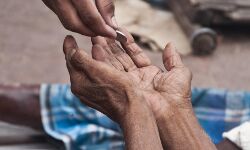 അഗതിരഹിത സംസ്ഥാനമാകാന്‍ കേരളം; ഒന്നര ലക്ഷത്തിലേറെ ഗുണഭോക്താക്കള്‍