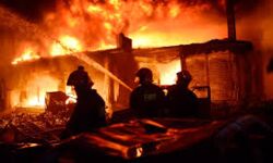 ധക്ക: വാണിജ്യ കേന്ദ്രത്തിലുണ്ടായ തീപിടുത്തത്തില്‍ 70മരണം