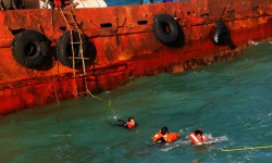 เดชเดพเดฑเดเตเดเตเดเตเดเดฟเดฒเตโ เดคเดเตเดเดฟ เดเดชเตเดชเดฒเตโ เดคเดเดฐเตโเดจเตเดจเต; 14 เดเดจเตเดคเตเดฏเดเตเดเดพเดฐเต เดฆเตเดฌเดฏเต เดชเตเดฒเดฟเดธเต เดฐเดเตเดทเดชเตเดชเตเดเตเดคเตเดคเดฟ เดชเดพเดฑเดเตเดเตเดเตเดเดฟเดฒเตโ เดคเดเตเดเดฟ เดเดชเตเดชเดฒเตโ เดคเดเดฐเตโเดจเตเดจเต; 14 เดเดจเตเดคเตเดฏเดเตเดเดพเดฐเต เดฆเตเดฌเดฏเต เดชเตเดฒเดฟเดธเต เดฐเดเตเดทเดชเตเดชเตเดเตเดคเตเดคเดฟ