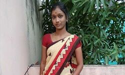 വിവാഹാഭ്യര്ഥന നിരസിച്ച അധ്യാപികയെ യുവാവ് ക്ലാസ് മുറിയിലിട്ട് വെട്ടിക്കൊന്നു വിവാഹാഭ്യര്ഥന നിരസിച്ച അധ്യാപികയെ യുവാവ് ക്ലാസ് മുറിയിലിട്ട് വെട്ടിക്കൊന്നു