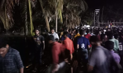 ഫുട്ബോള് ടൂര്ണമെന്റിനിടെ ഗാലറി തകര്ന്നു വീണു; നിരവധി പേര്ക്ക് പരിക്ക് ഫുട്ബോള് ടൂര്ണമെന്റിനിടെ ഗാലറി തകര്ന്നു വീണു; നിരവധി പേര്ക്ക് പരിക്ക്