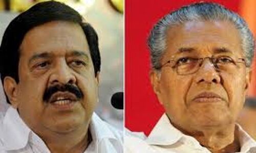 പെരിയ ഇരട്ടക്കൊല ഹീനമെന്ന് മുഖ്യമന്ത്രി; സിബിഐ തന്നെ അന്വേഷിക്കണമെന്ന് ചെന്നിത്തല