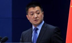 ഇന്ത്യയും പാക്കിസ്ഥാനും സംയമനം പാലിക്കണമെന്ന് ചൈന ഇന്ത്യയും പാക്കിസ്ഥാനും സംയമനം പാലിക്കണമെന്ന് ചൈന