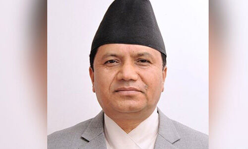 ഹെലികോപ്റ്റര് തകര്ന്ന് നേപ്പാള് ടൂറിസം മന്ത്രി ഉള്പ്പെടെ ഏഴ് പേര് മരിച്ചു ഹെലികോപ്റ്റര് തകര്ന്ന് നേപ്പാള് ടൂറിസം മന്ത്രി ഉള്പ്പെടെ ഏഴ് പേര് മരിച്ചു