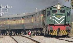 സംഝോധ എക്‌സ്പ്രസ് പാകിസ്താന്‍ നിര്‍ത്തിവച്ചു