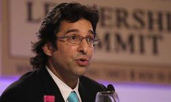 പാകിസ്താന്‍ ഇന്ത്യയുടെ ശത്രുവല്ല;  അത് മനസിലാക്കാന്‍ എത്രമാത്രം രക്തം  ചിന്തണമെന്ന ചോദ്യമുയര്‍ത്തി വസീം അക്രം