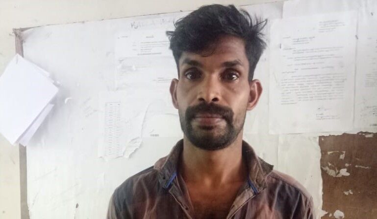 ബൈക്ക് യാത്രികനെ ആക്രമിച്ച് പണം തട്ടിയെടുത്ത യുവാവ് പിടിയില് ബൈക്ക് യാത്രികനെ ആക്രമിച്ച് പണം തട്ടിയെടുത്ത യുവാവ് പിടിയില്