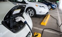 സംസ്ഥാനത്തെ ഗതാഗത മേഖല പ്രകൃതി സൗഹൃദ ഇന്ധനത്തിലേക്ക് മാറുന്നു