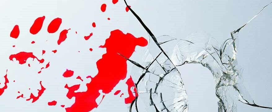 വീട്ടമ്മയേയും കുടുംബത്തേയും ആര്‍എസ്എസ് സംഘം ആക്രമിച്ചു