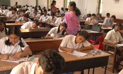 സ്‌കൂള്‍ അധ്യാപകര്‍ പ്ലസ്ടൂ പരീക്ഷാജോലിക്ക്; പ്രൈമറി, ഹൈസ്‌കൂള്‍ വാര്‍ഷിക പരീക്ഷകള്‍ താളംതെറ്റുന്നു