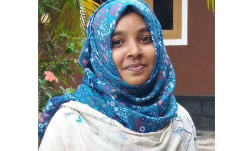 വനിതാദിനം; ഒരു വിദ്യാര്ഥിനി വായന വനിതാദിനം; ഒരു വിദ്യാര്ഥിനി വായന