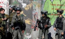 ഗസയില് ഫലസ്തീന് കൗമാരക്കാരനെ ഇസ്രായേല് സൈന്യം വെടിവച്ച് കൊന്നു ഗസയില് ഫലസ്തീന് കൗമാരക്കാരനെ ഇസ്രായേല് സൈന്യം വെടിവച്ച് കൊന്നു