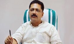 രജിസ്ട്രാര്‍, പരീക്ഷ കണ്‍ട്രോളര്‍, ഫിനാന്‍സ് ഓഫീസര്‍ നിയമനകാലാവധി നാലുവര്‍ഷമാക്കി