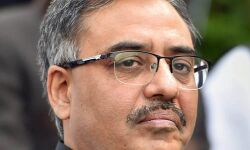 ഇമ്രാന്‍ഖാനുമായി ഇന്ത്യയിലെ പാക് ഹൈക്കമ്മീഷണര്‍ കൂടിക്കാഴ്ച നടത്തി