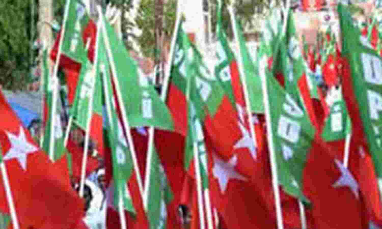 പള്ളിത്തര്ക്കം: കോടതി നിരീക്ഷണം വിശ്വാസത്തിന്മേലുള്ള കടന്നുകയറ്റമെന്ന് എസ്ഡിപിഐ പള്ളിത്തര്ക്കം: കോടതി നിരീക്ഷണം വിശ്വാസത്തിന്മേലുള്ള കടന്നുകയറ്റമെന്ന് എസ്ഡിപിഐ