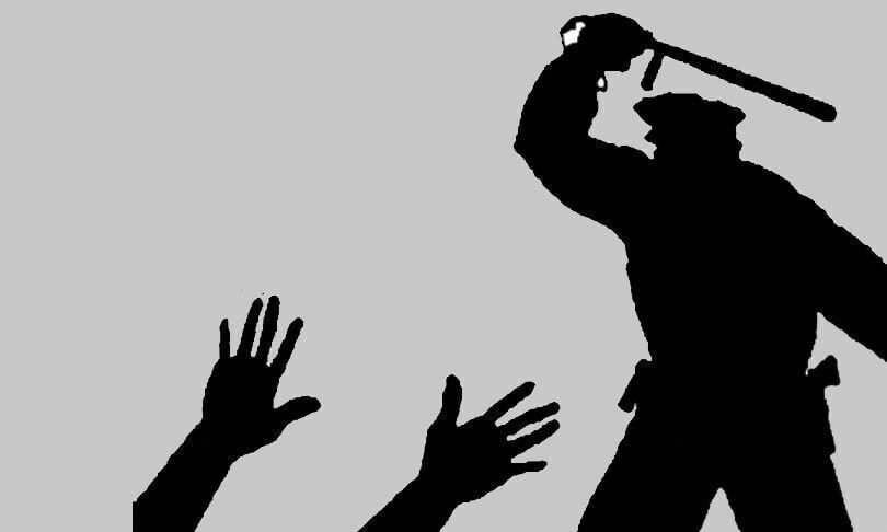 കായംകുളത്ത് പള്ളിയില്‍ നിന്നിറങ്ങിയ വിദ്യാര്‍ഥികള്‍ക്കു പോലിസ് മര്‍ദ്ദനം