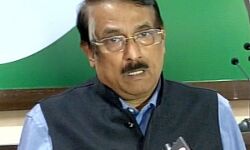 കോണ്‍ഗ്രസ് നേതാവ് ടോം വടക്കന്‍ ബിജെപിയില്‍ ചേര്‍ന്നു