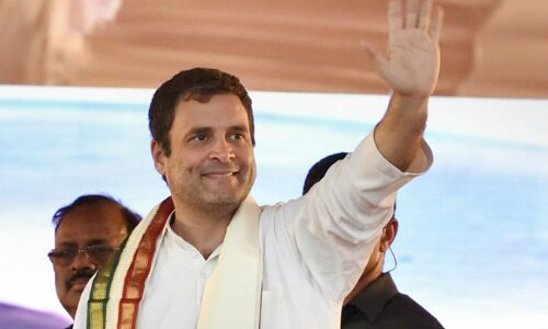 രാഹുലിന്റെ വിദേശ പൗരത്വം സംബന്ധിച്ച പരാതി സുപ്രിം കോടതി തള്ളി