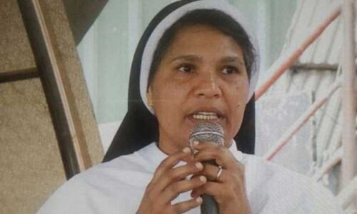 സിസ്റ്റര് ലൂസിക്ക് സഭയില് നിന്ന് പുറത്ത്പോകാന് നോട്ടീസ് സിസ്റ്റര് ലൂസിക്ക് സഭയില് നിന്ന് പുറത്ത്പോകാന് നോട്ടീസ്