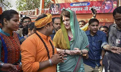 സമ്പന്നരുടെ മാത്രം കാവല്‍ക്കാരന്‍; കര്‍ഷകരുടേതല്ല;  ബിജെപിയുടെ കാവല്‍ക്കാരന്‍ കാംപയിനെ പരിഹസിച്ച് പ്രിയങ്ക