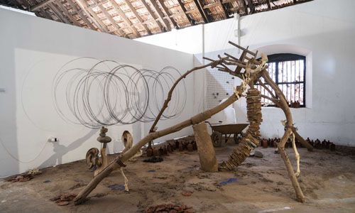 പ്രകൃതിയുടെ സംഹാരതാണ്ഡവത്തെ ഓര്‍മ്മിപ്പിച്ച് സ്റ്റുഡന്റ്‌സ് ബിനാലെയിലെ മഡ് മാപ്പിംഗ് മെമ്മറീസ്