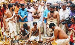 เดชเตเดฐเดเดฐเดฃเดเตเดเดฟเดฒเตโ เดคเดฒเดธเตเดฅเดพเดจเด; เดธเตเดฅเดพเดจเดพเดฐเตโเดฅเดฟเดเดณเตเดฒเตเดฒเดพเด เดคเดฟเดฐเดเตเดเดฟเดฒเดพเดฃเต... เดชเตเดฐเดเดฐเดฃเดเตเดเดฟเดฒเตโ เดคเดฒเดธเตเดฅเดพเดจเด; เดธเตเดฅเดพเดจเดพเดฐเตโเดฅเดฟเดเดณเตเดฒเตเดฒเดพเด เดคเดฟเดฐเดเตเดเดฟเดฒเดพเดฃเต...