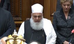 ക്രിസ്റ്റ്ചര്‍ച്ചിലെ മുസ്‌ലിം കൂട്ടക്കൊല:  ന്യൂസിലന്‍ഡ് പാര്‍ലമെന്റ് സമ്മേളനം  ആരംഭിച്ചത് ഖൂര്‍ആന്‍ പാരായണത്തോടെ (വീഡിയോ കാണാം)