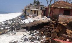 വലിയതുറ, പൂന്തുറ പ്രദേശങ്ങളില് അതിരൂക്ഷമായ കടല്ക്ഷോഭം വലിയതുറ, പൂന്തുറ പ്രദേശങ്ങളില് അതിരൂക്ഷമായ കടല്ക്ഷോഭം