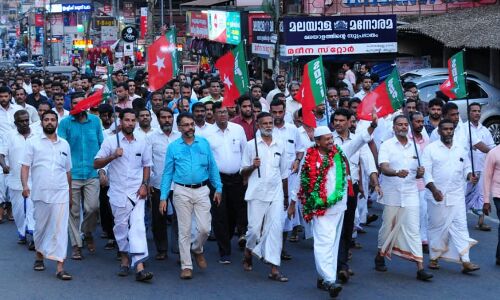 എസ് ഡിപിഐ സ്ഥാനാര്‍ഥി അബ്ദുല്‍ മജീദ് ഫൈസിക്ക് ഉജ്ജ്വല സ്വീകരണം (വീഡിയോ കാണാം)