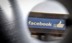 ന്യൂസിലന്ഡ് ആക്രമണം ഫേസ്ബുക്കില് ആഘോഷിച്ച യുവാവിനെ യുഎഇ നാടുകടത്തി ന്യൂസിലന്ഡ് ആക്രമണം ഫേസ്ബുക്കില് ആഘോഷിച്ച യുവാവിനെ യുഎഇ നാടുകടത്തി