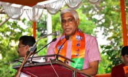 സിആര്പിഎഫ് മുന് മേധാവി ബിജെപിയില് ചേര്ന്നു സിആര്പിഎഫ് മുന് മേധാവി ബിജെപിയില് ചേര്ന്നു