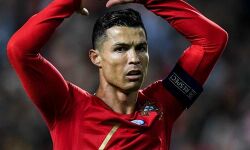 പോര്ച്ചുഗലിന് വീണ്ടും സമനില; റൊണാള്ഡോയ്ക്ക് പരിക്ക് പോര്ച്ചുഗലിന് വീണ്ടും സമനില; റൊണാള്ഡോയ്ക്ക് പരിക്ക്