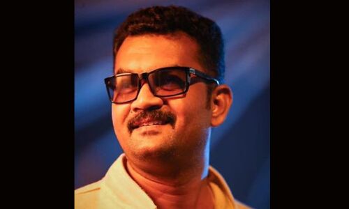 പ്രശസ്ത സിനിമാ നിര്മാതാവ് ഷഫീര് സേട്ട് ഹൃദയാഘാതത്തെ തുടര്ന്ന് മരിച്ചു പ്രശസ്ത സിനിമാ നിര്മാതാവ് ഷഫീര് സേട്ട് ഹൃദയാഘാതത്തെ തുടര്ന്ന് മരിച്ചു