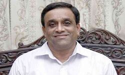 ഗോവ: ഉപമുഖ്യമന്ത്രി സുദിന് ധവാലികറിനെ മന്ത്രിസഭയില് നിന്ന് പുറത്താക്കി ഗോവ: ഉപമുഖ്യമന്ത്രി സുദിന് ധവാലികറിനെ മന്ത്രിസഭയില് നിന്ന് പുറത്താക്കി