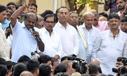 ആദായ നികുതി പരിശോധന; കര്‍ണാടകയില്‍ രാഷ്ട്രീയ കൊടുങ്കാറ്റ്