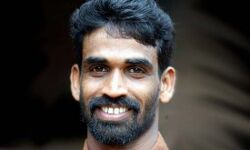 ചെറുകഥാകൃത്ത് അഷ്‌റഫ് ആഡൂര്‍ അന്തരിച്ചു