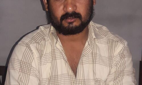 വേങ്ങരയില്‍ 10 ലിറ്റര്‍ ചാരായവുമായി യുവാവ് എക്‌സൈസ് പിടിയില്‍