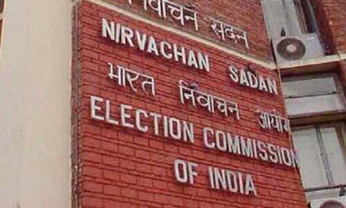 എറണാകളത്ത് 13 ഉം ചാലക്കുടിയില്‍ 14  ഉം നാമനിര്‍ദേശ പത്രിക അംഗീകരിച്ചു;സരിതയുടെ പത്രിക കൂടുതല്‍ പരിശോധനയക്കായി മാറ്റി