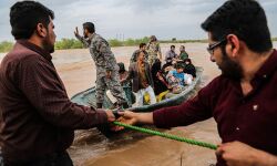 ഇറാന്‍ മഹാപ്രളയത്തിന്റെ പിടിയില്‍
