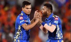 അല്‍സാരി ജോസഫിന് ആറ് വിക്കറ്റ്; മുംബൈയ്ക്ക് ജയം