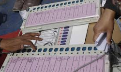 ബാലറ്റ് വിതരണം ആരംഭിച്ചു; 20 മണ്ഡലങ്ങൾക്കായി അച്ചടിക്കുന്നത് 6,33000  ബാലറ്റുകൾ