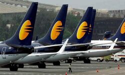 ജെറ്റ് എയര്‍വെയ്‌സില്‍ ബുക്ക് ചെയ്തവര്‍ക്ക് പണം തിരിച്ചുകിട്ടാന്‍ വൈകും