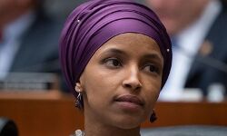 ട്രംപിന്റെ വിവാദ വീഡിയോ ട്വീറ്റിന് പിന്നാലെ  വധഭീഷണി വര്‍ധിച്ചതായി ഇല്‍ഹാന്‍ ഉമര്‍