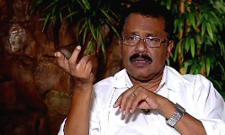 വർഗീയ പ്രസംഗം: പി എസ് ശ്രീധരൻപിള്ളക്കെതിരെ ജാമ്യമില്ലാ കേസ്