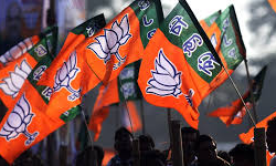 പ്രചരണത്തിനെത്തിയ ബിജെപി സ്ഥാനാർഥിയേയും പ്രതിരോധ മന്ത്രിയേയും പൂന്തുറയിൽ തടഞ്ഞു