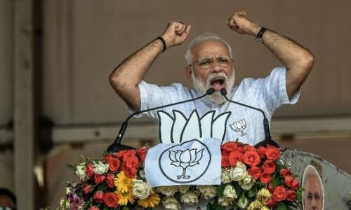 രാഹുല് എന്തേ തിരുവനന്തപുരത്തോ പത്തനംതിട്ടയിലോ മല്സരിക്കുന്നില്ല: മോദി രാഹുല് എന്തേ തിരുവനന്തപുരത്തോ പത്തനംതിട്ടയിലോ മല്സരിക്കുന്നില്ല: മോദി