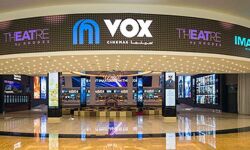 സൗദിയില്‍ ആദ്യ മലയാള സിനിമ പ്രദര്‍ശനത്തിനെത്തി; ലൂസിഫര്‍ കാണാന്‍ വന്‍തിരക്ക്