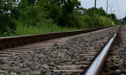 ട്രെയിന്‍ തട്ടി മാതാവും കുഞ്ഞും മരിച്ചു