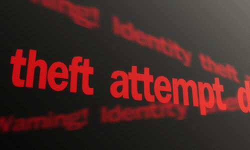 ഓട്ടോറിക്ഷാ തടഞ്ഞു വീട്ടമ്മയുടെ മുഖത്ത് സ്‌പ്രേ അടിച്ച് മോഷണശ്രമം