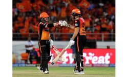 വാര്‍ണറും ബെയര്‍സ്‌റ്റോയും കൊടുങ്കാറ്റായി;  ഹൈദരാബാദിന് തകര്‍പ്പന്‍ ജയം